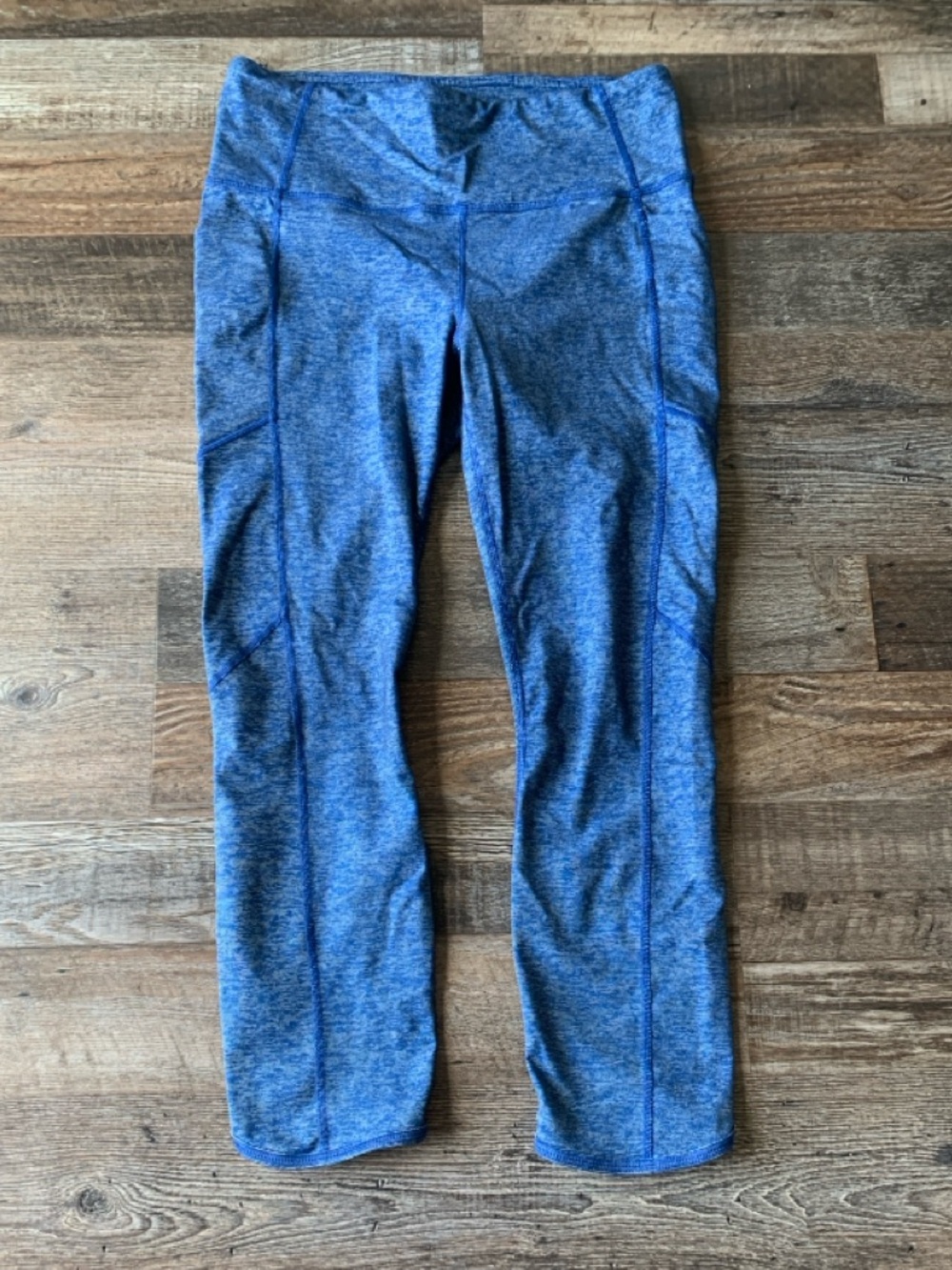 Athleta Heathered Blue Athletic Leggings Capri Women’s Size Medium